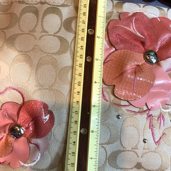 Coach Flower Embroidered Bag - Picture 13 of 13